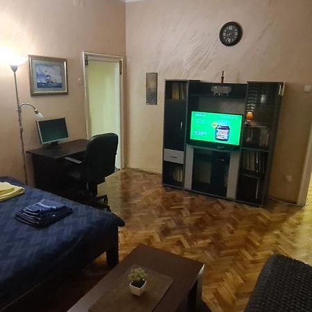 Apartman Valdano Белград Екстериор снимка